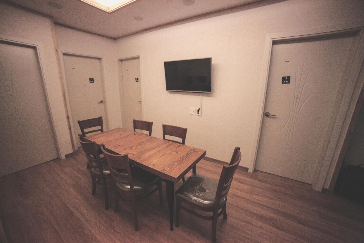 ג'אונג'ו Wansangolgh Guest House מראה חיצוני תמונה